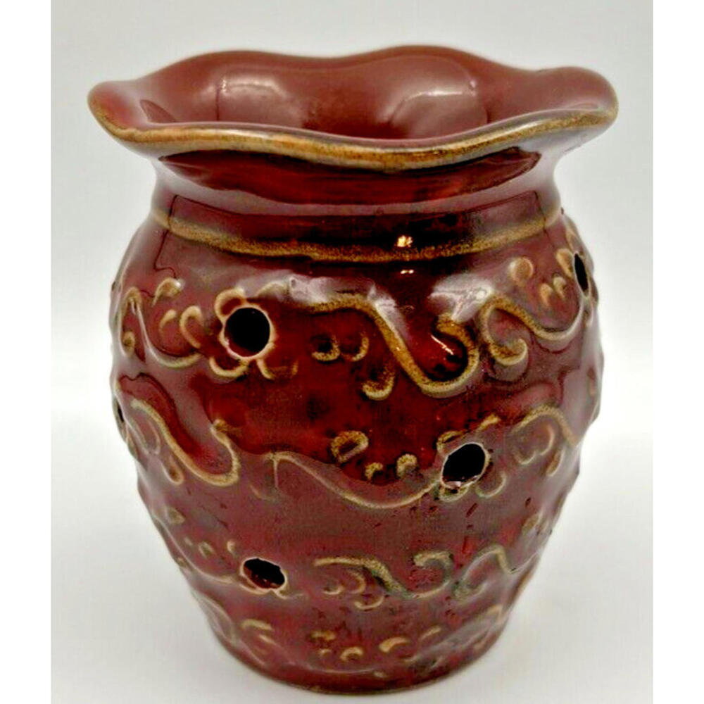 Retired Scentsy Roma Red Ceramic Plug-In Wax Warmer Round Shape w/ Box - Picture 2 of 8